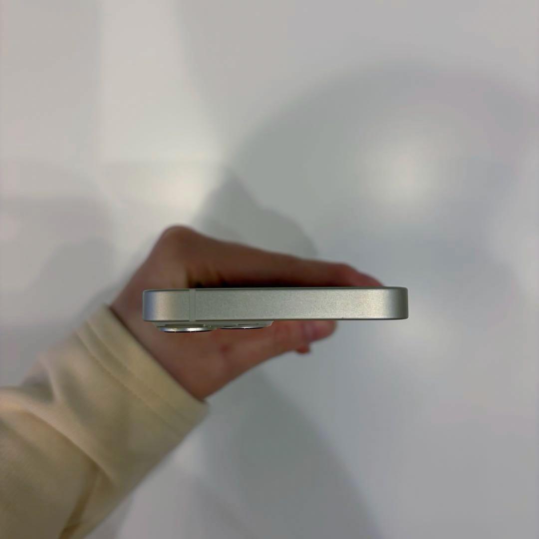 iPhone 13mini 128GB スターライト　本体