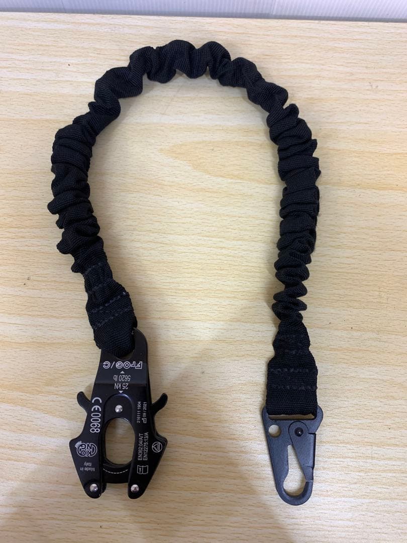 【中古】マウトリーコンテーラー KONG カラビナ ストラップ