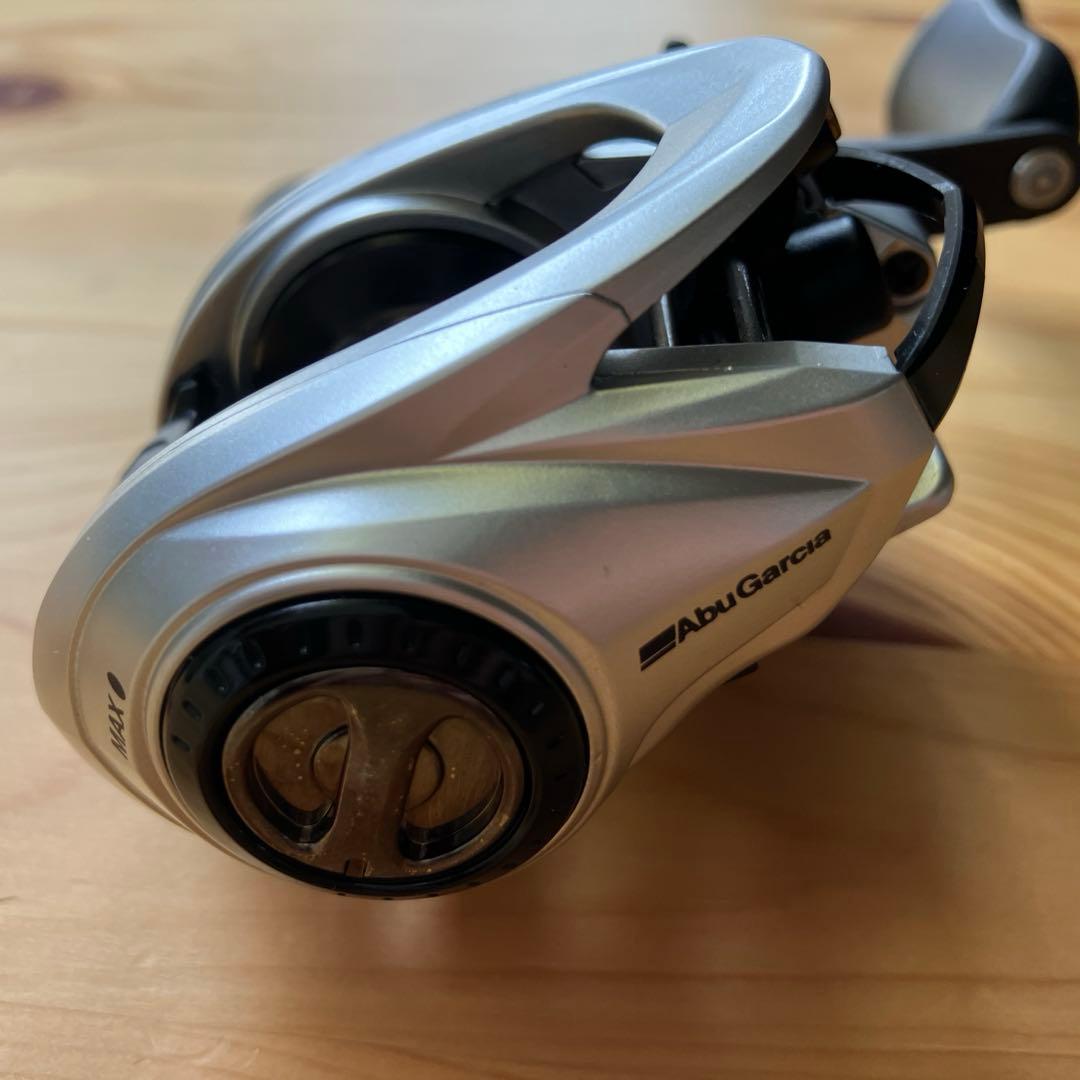 【4日迄】アブガルシア ZENON MG7-L(左ハンドル)