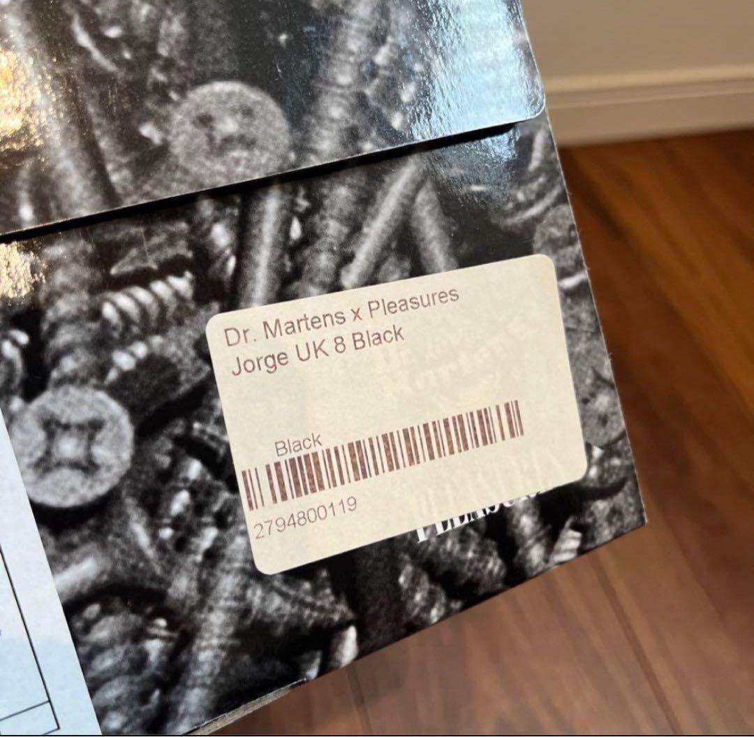 Dr.Martens Pleasures Jorge サンダル