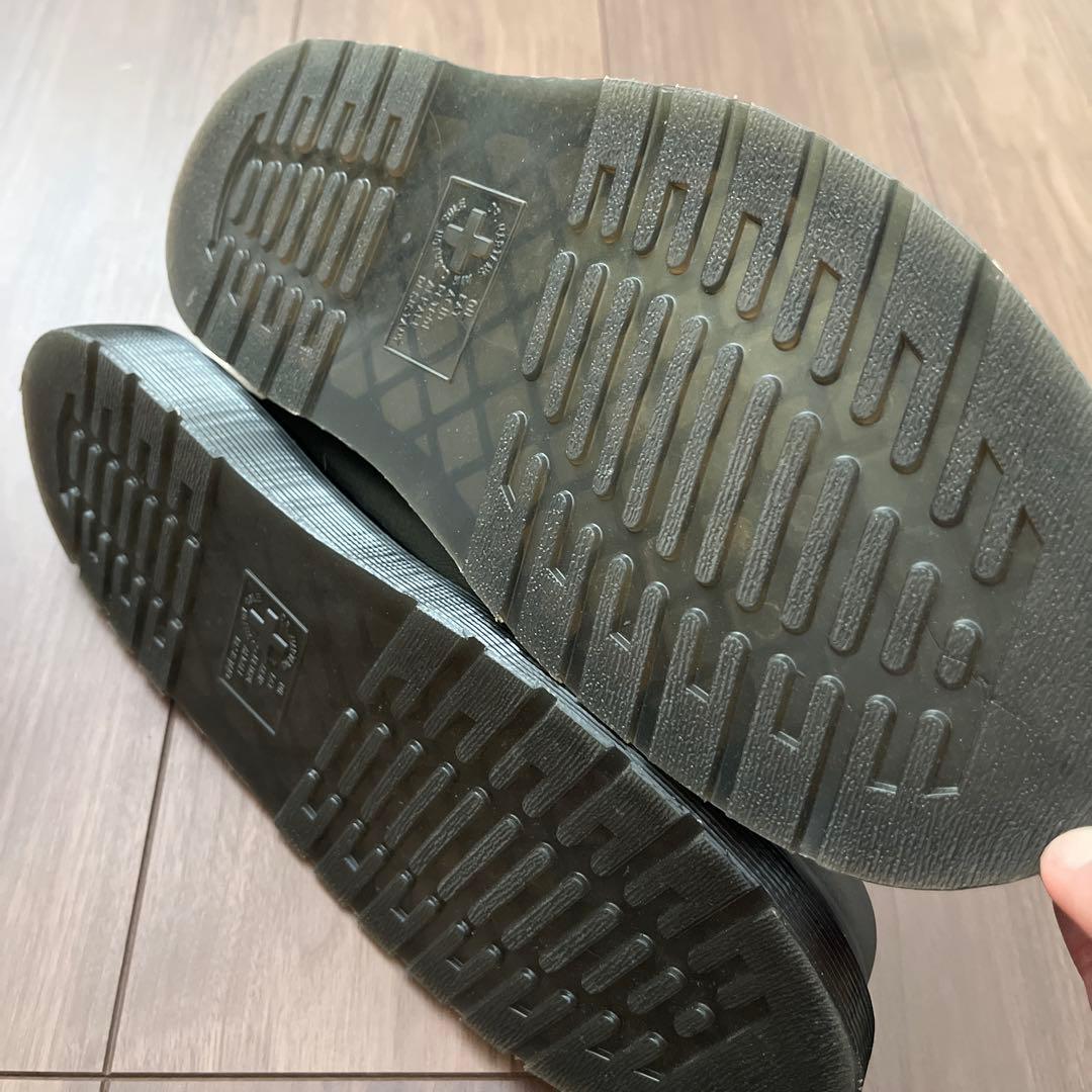 Dr.Martens Pleasures Jorge サンダル