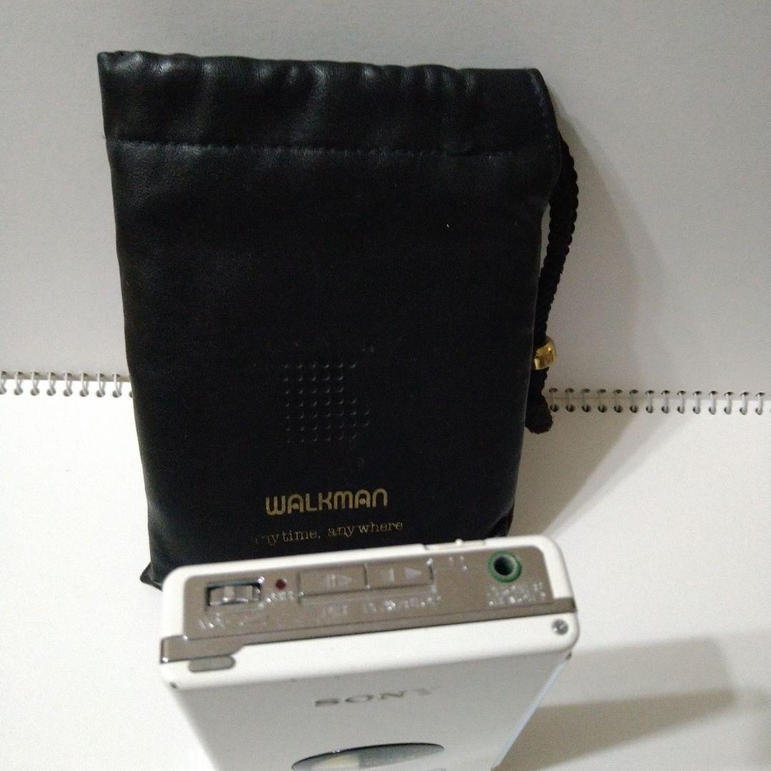 ソニーウォークマン　カセット用　ホワイト　希少　レア　ヴィンテージ　ジャンク品