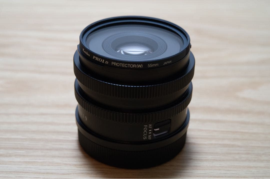【新型 美品】SIGMA (シグマ) 45mm F2.8 DG Lマウント