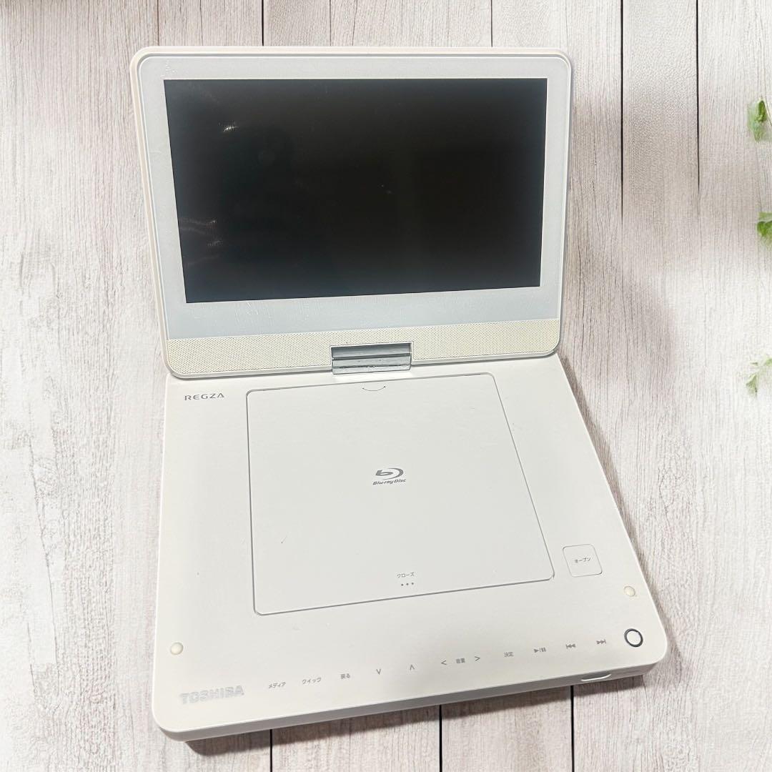【美品】TOSHIBA SD-BP900S ポータブルブルーレイプレイヤー