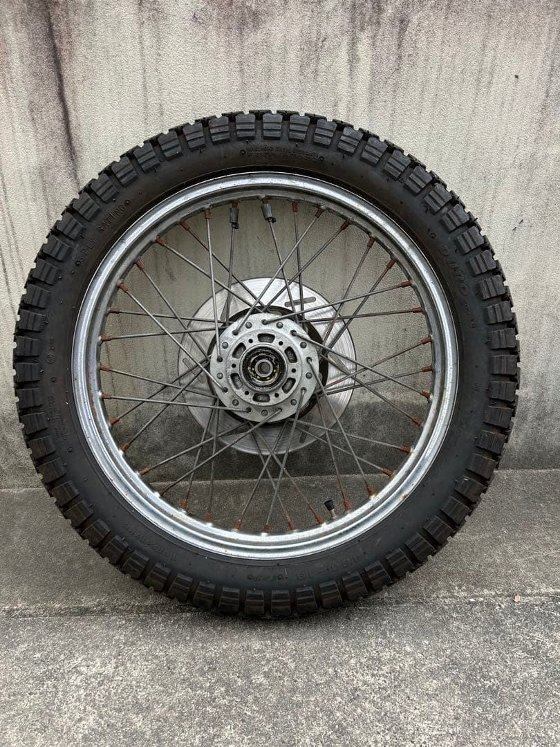 ビラーゴ250 フロントタイヤ 19インチ