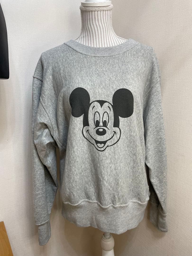 チャンピオン　リバースウィーブ　ディズニー　ミッキーマウス　スウェット　グレー