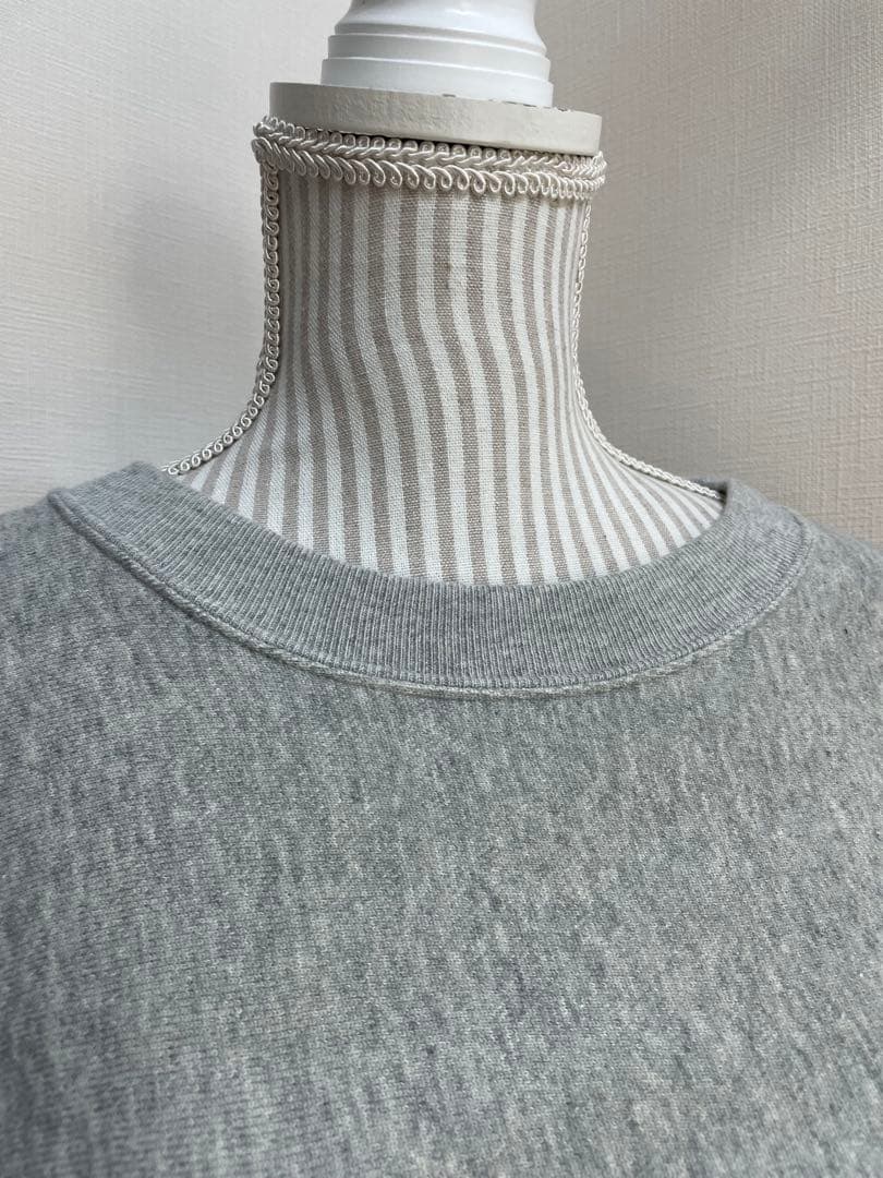 チャンピオン　リバースウィーブ　ディズニー　ミッキーマウス　スウェット　グレー