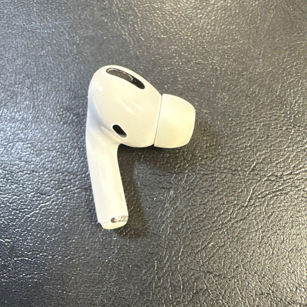 AirPods本体 ホワイト　正規品　箱無し