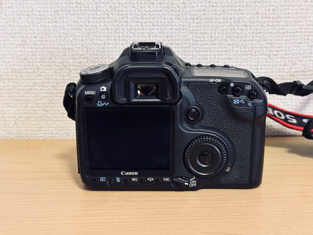 Canonキャノン50D&レンズバッテリー５個セットCFカード付き
