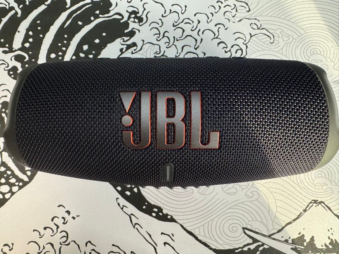 【美品】JBL CHARGE5 Bluetoothスピーカー ブラック 黒