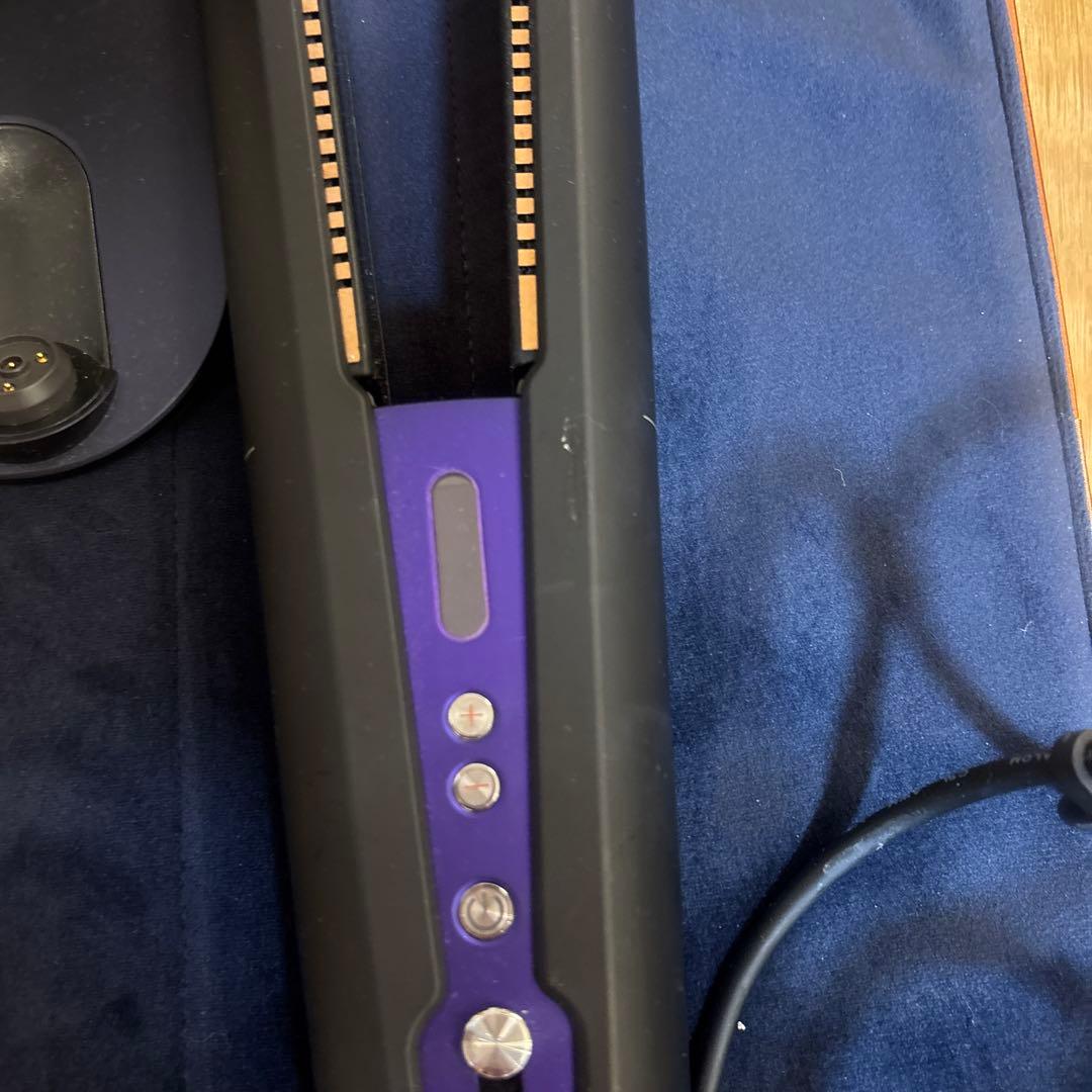 限定値下げ　ダイソン　コラールストレートヘアアイロン