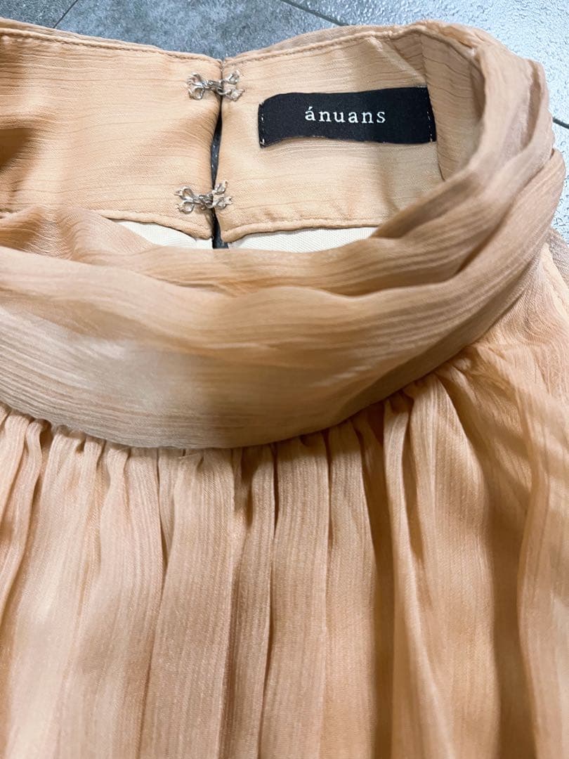 2025anuans シフォンボリュームブラウス　テラコッタ