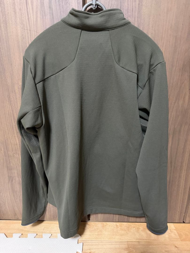 ファイントラック　ドラウトクロージャケット