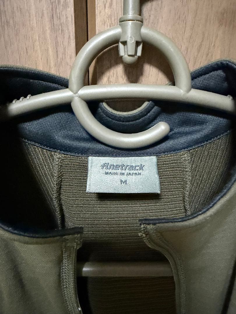 ファイントラック　ドラウトクロージャケット