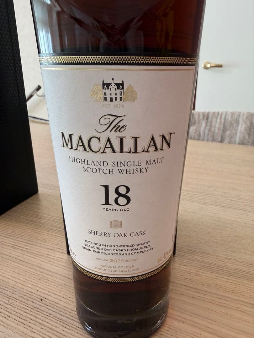 【新品未開封】マッカラン18年　シェリーオーク 2022 箱付き 正規品