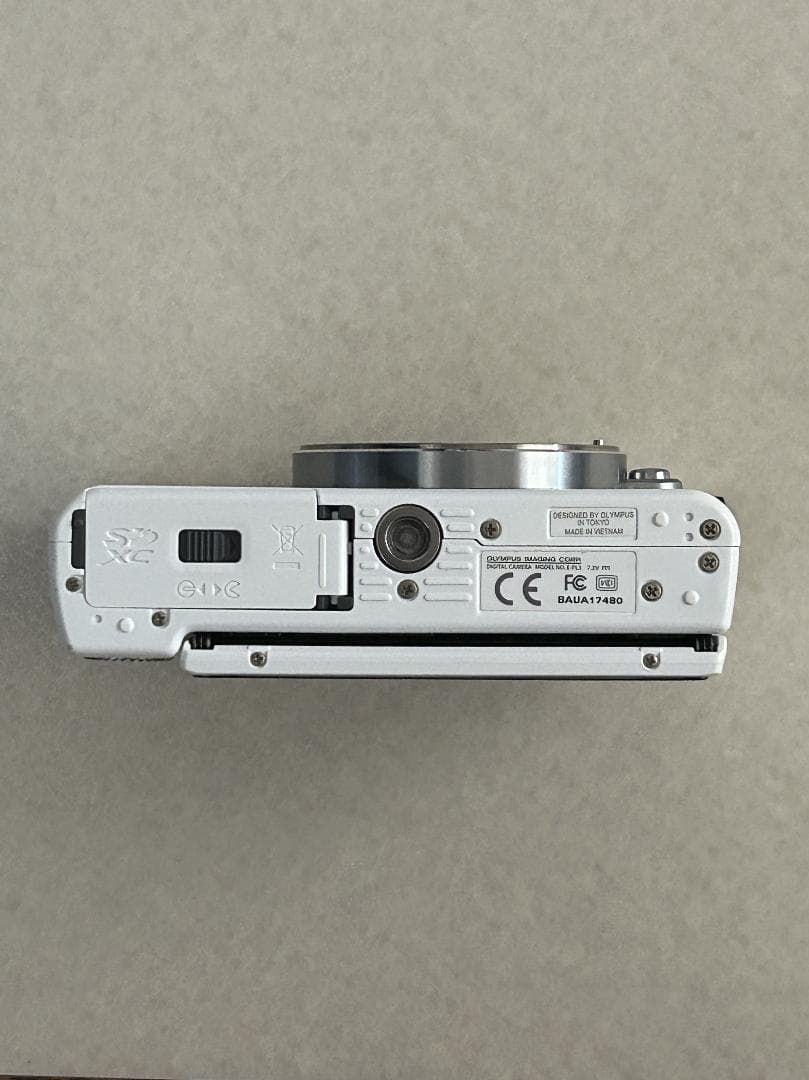 OLYMPUS PEN Lite E-PL3 ミラーレス一眼（ジャンク品）