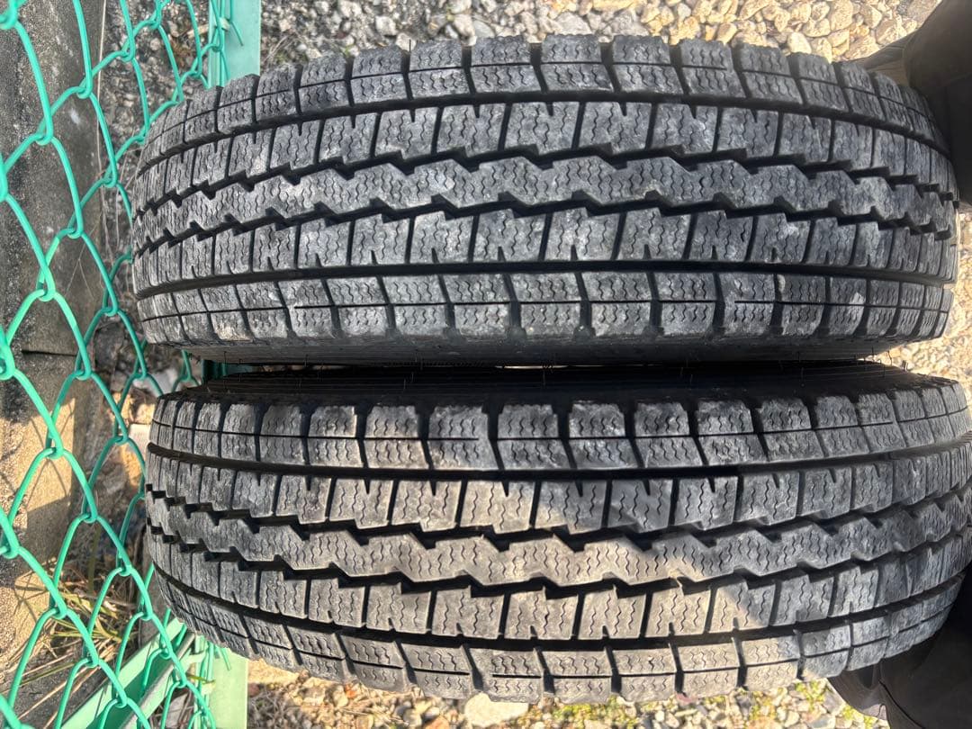 スタッドレス12インチタイヤアルミホイールセット☆