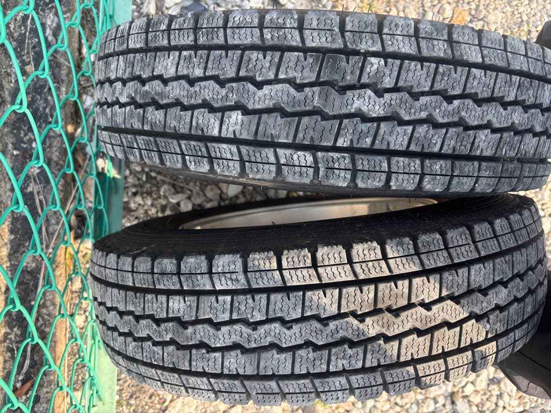 スタッドレス12インチタイヤアルミホイールセット☆