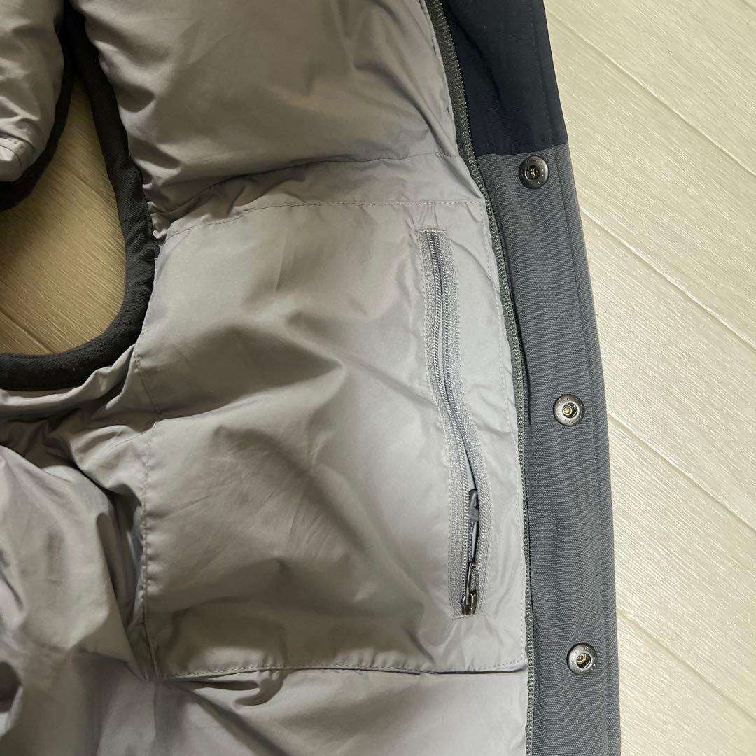 patagonia ダウンベスト S 黒/グレー