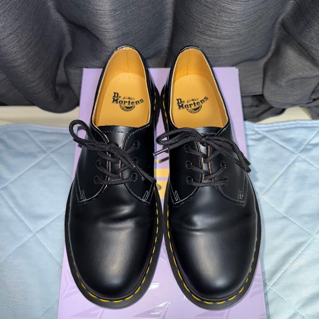 Dr. Martens 3ホール