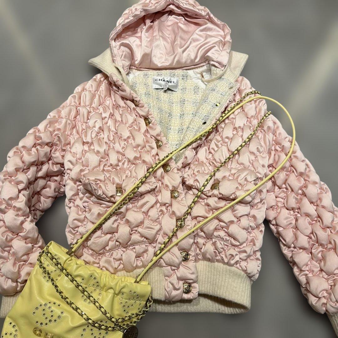 CHANEL フリルデザイン ピンクジャケット　ツイード