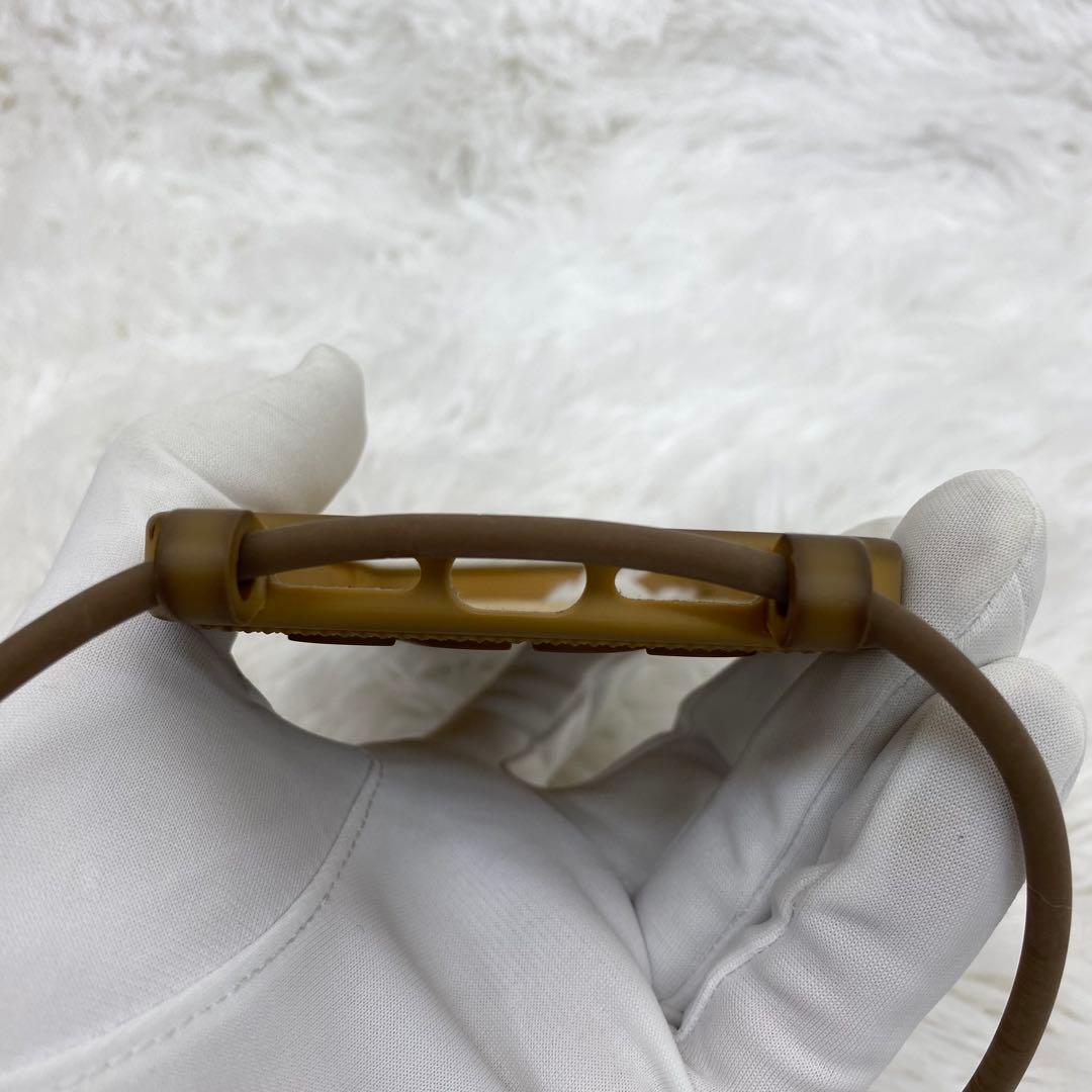 LOEWE iPhone14promaxケース ブラウン ストラップ付き