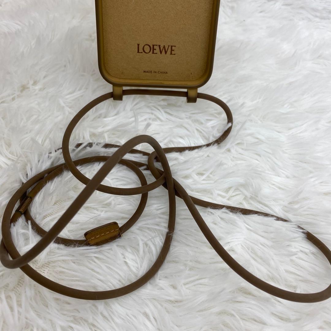 LOEWE iPhone14promaxケース ブラウン ストラップ付き