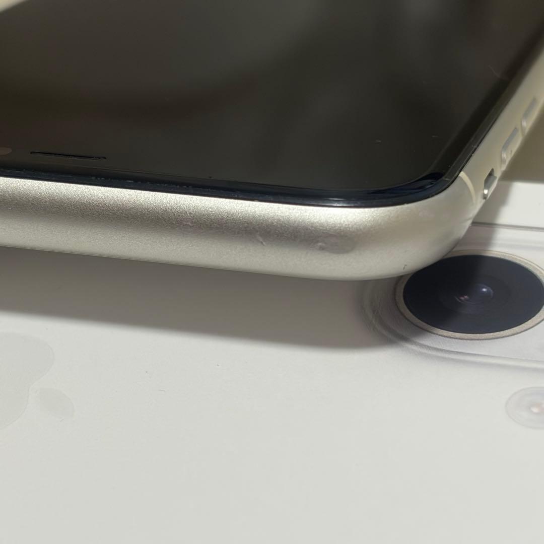 iPhone 11 ホワイト 本体 128GB