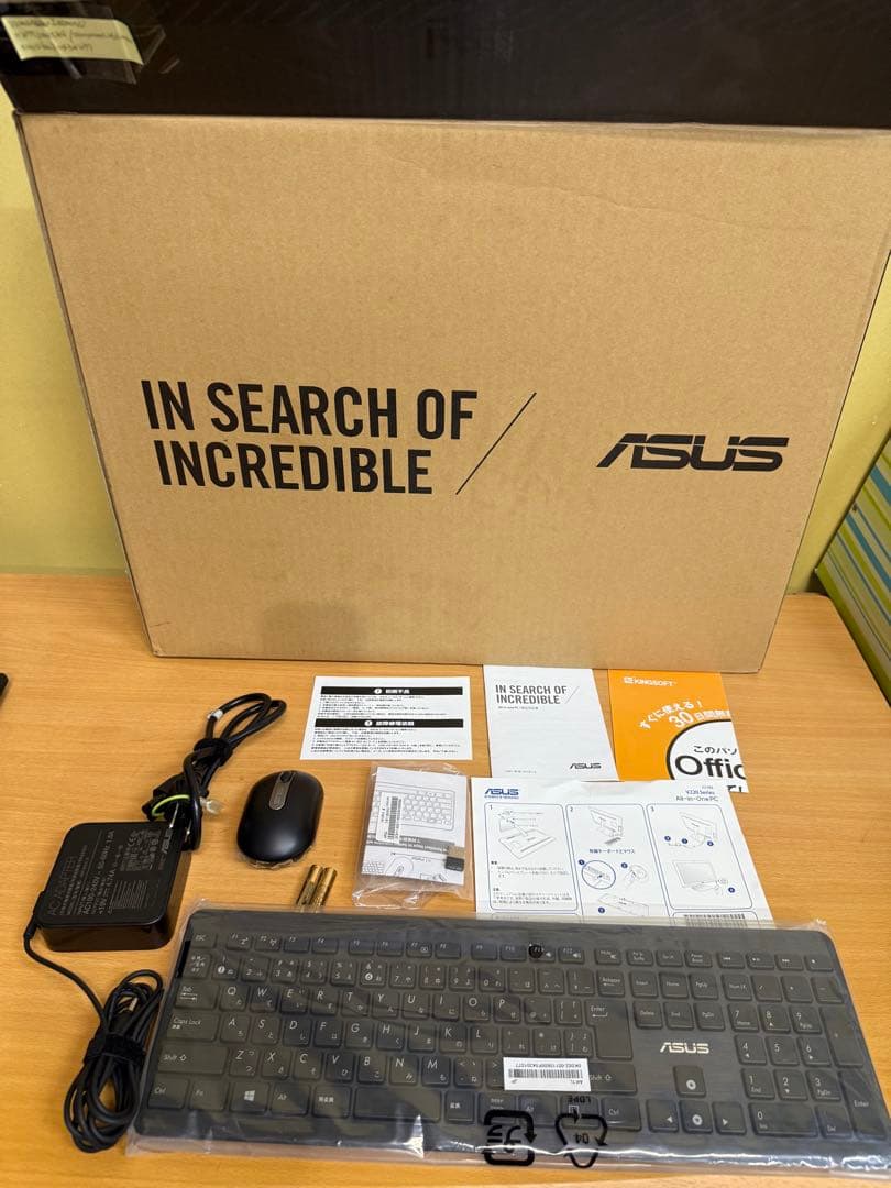 ASUS デスクトップPC 本体　core i3 5005U 液晶一体