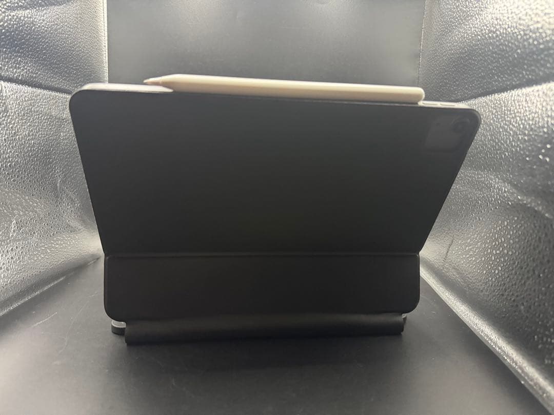 美品ipadair 第5世代 M1アップルAIマグネットkeyboardペーパー