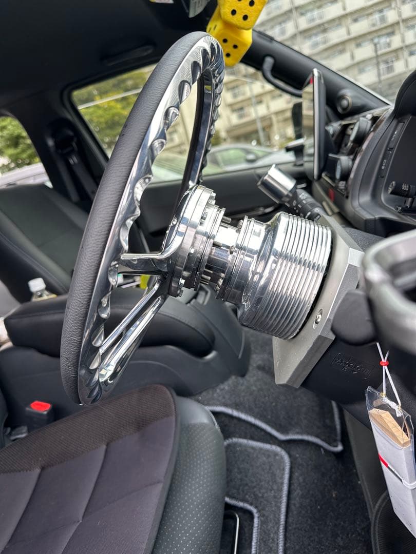 ハイエース200系WorksBellステアリングボス542番セット！