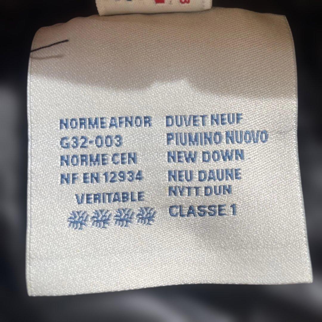 【美品】MONCLER ダウンベスト ブラック S コンパクト収納