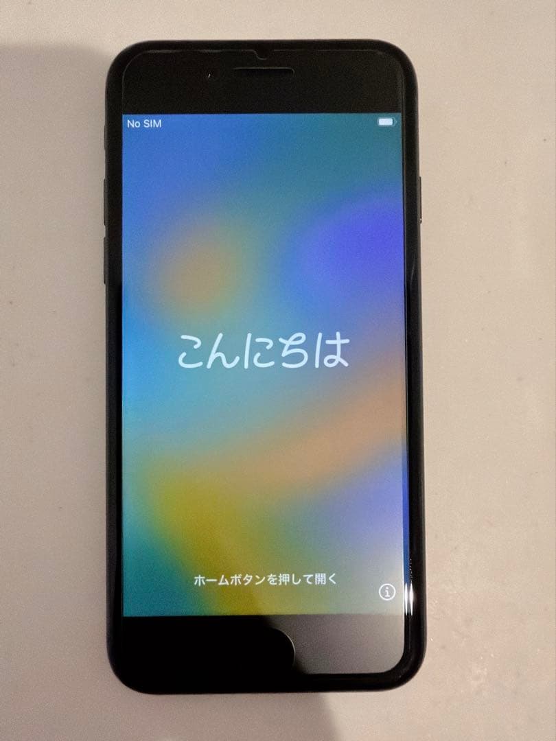 iPhone 8 SIMフリー(64GB)本体のみ初期化済み バッテリー100%