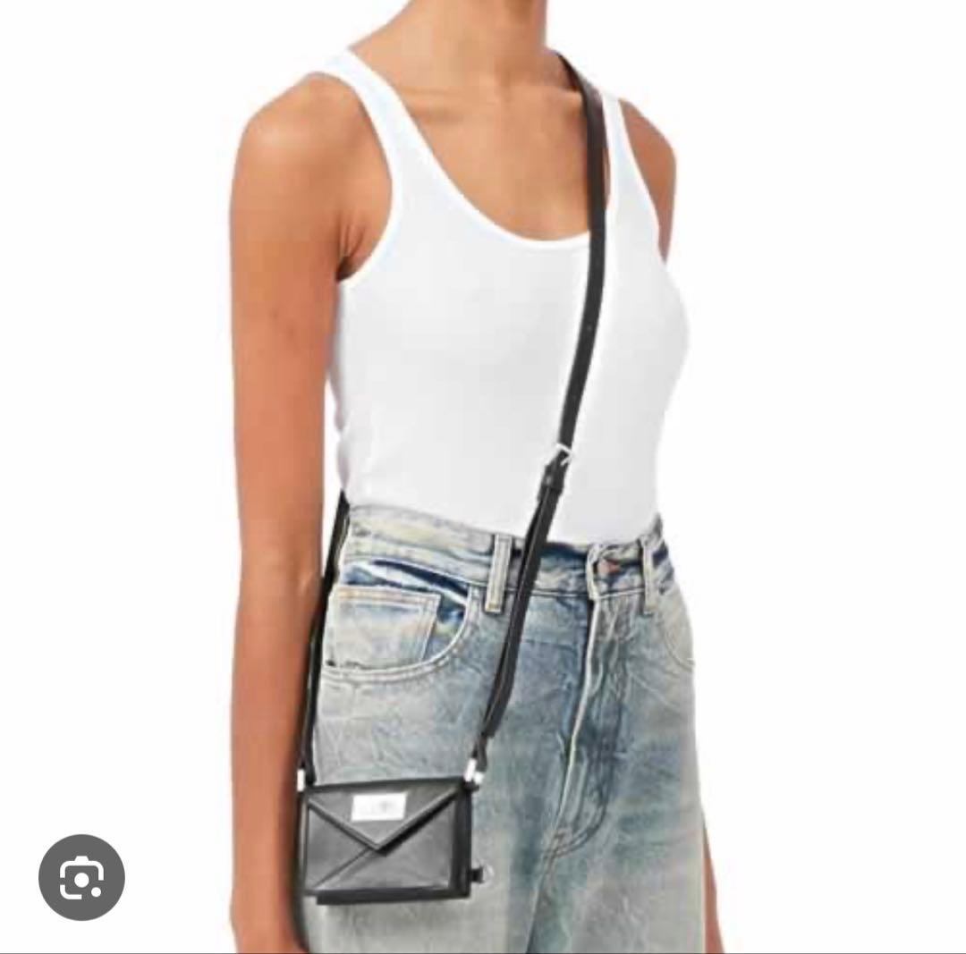 mm6 クロスボディミニバッグ