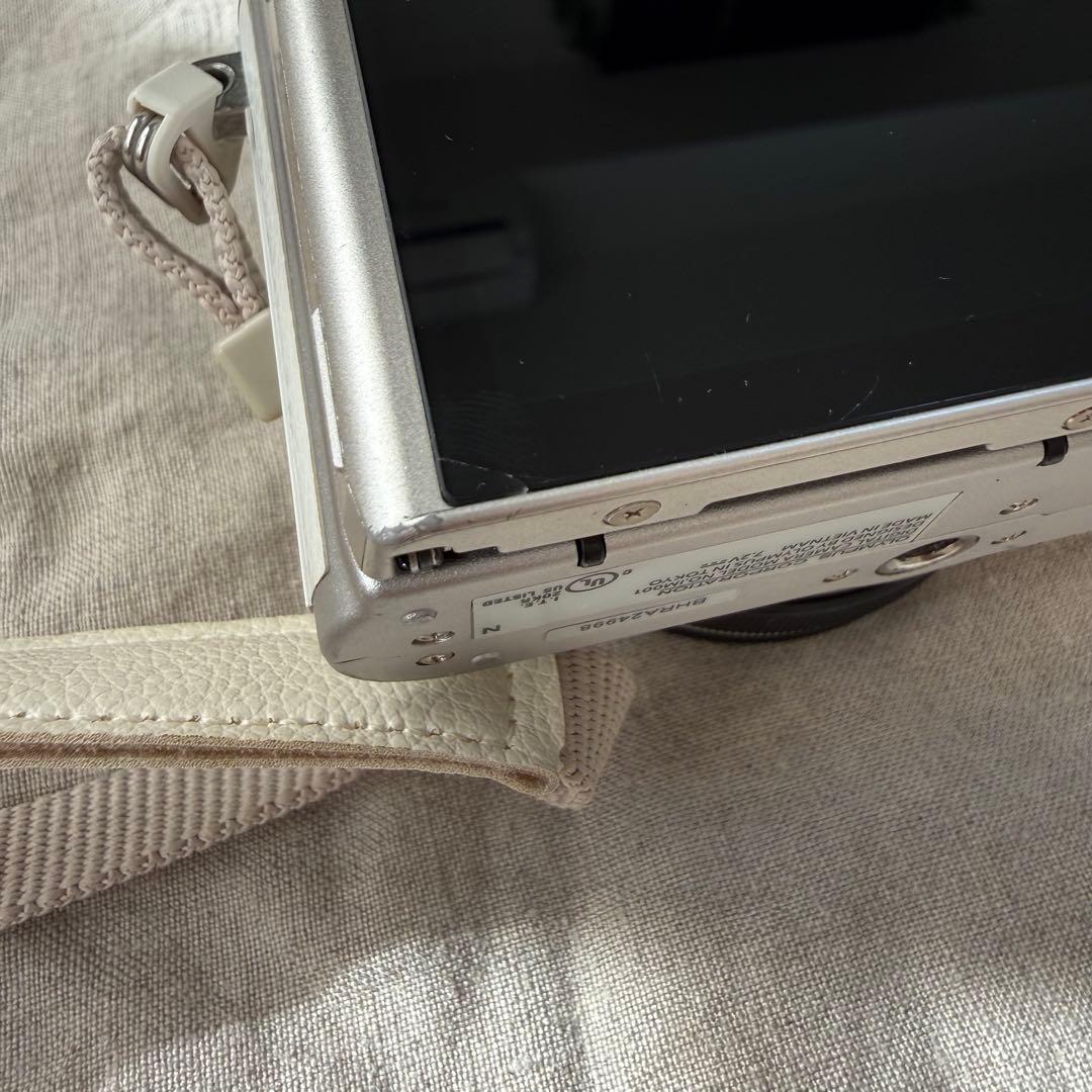 OLYMPUS PEN E-PL8 ホワイト