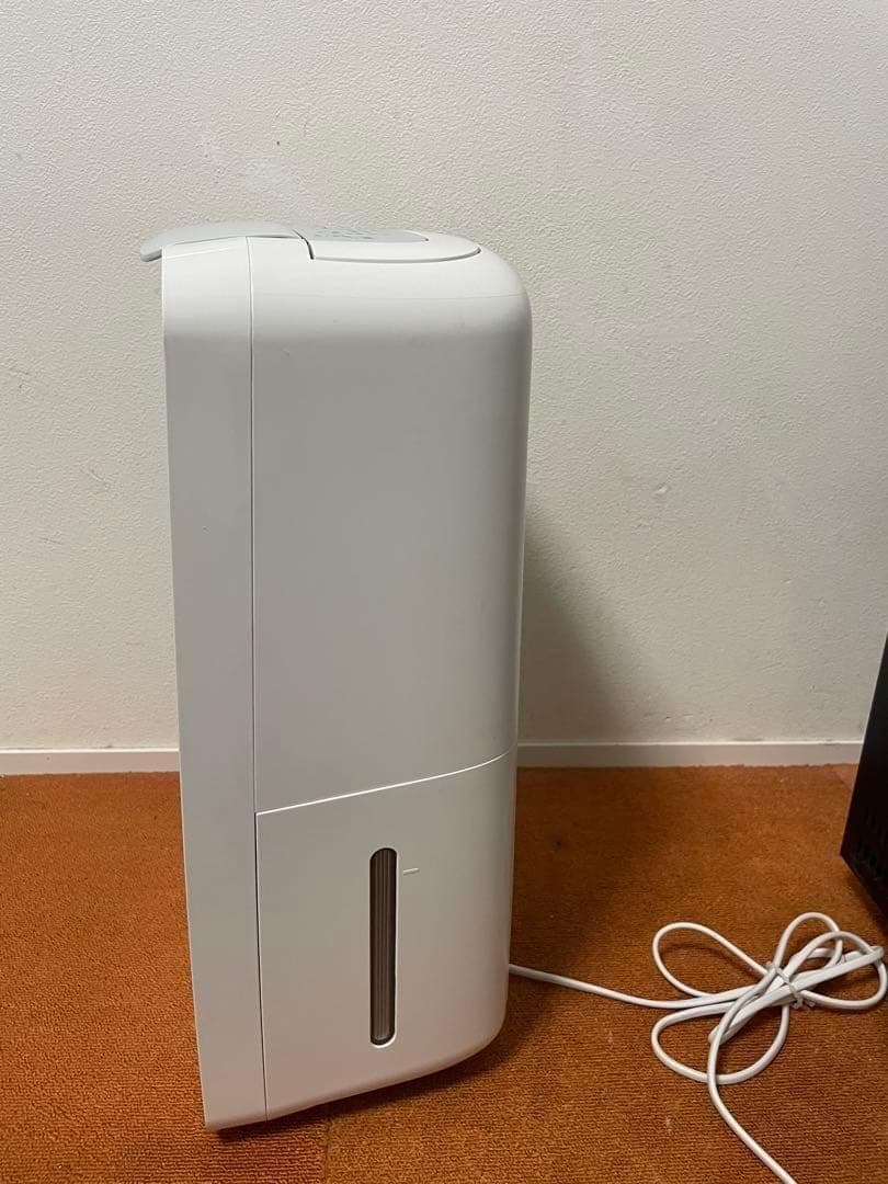 美品 SHARP 除湿機　衣類乾燥機 2021年製 CV-L71-W シャープ