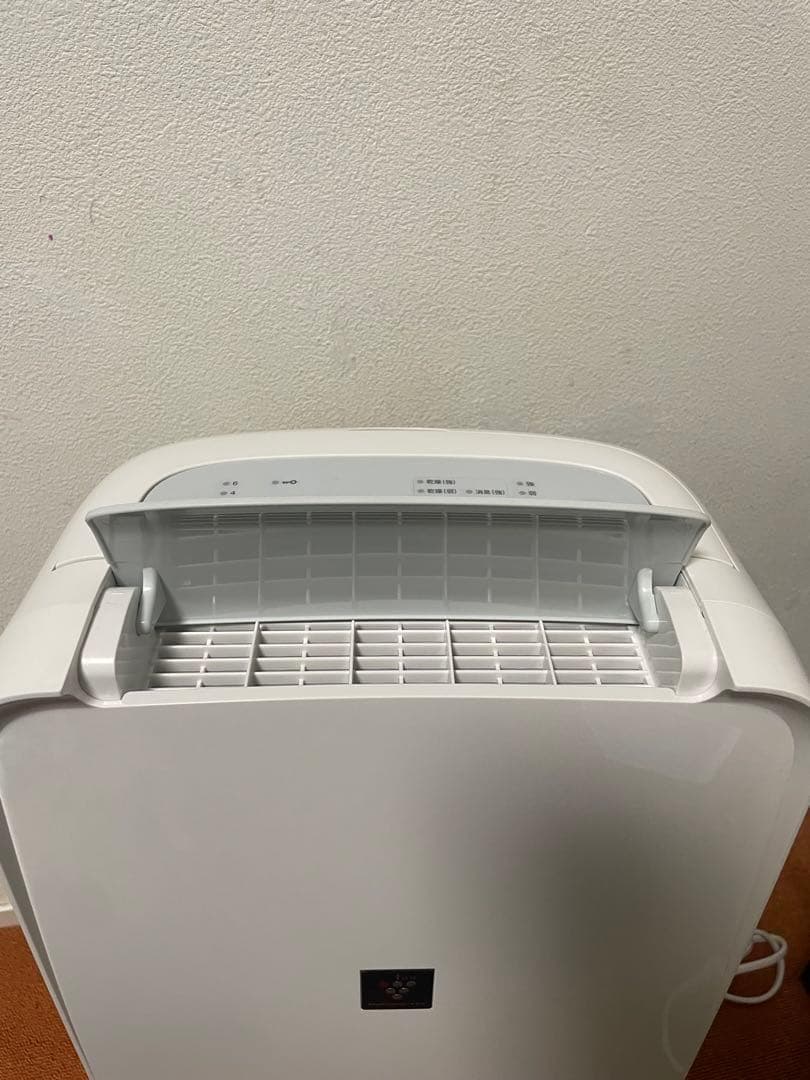 美品 SHARP 除湿機　衣類乾燥機 2021年製 CV-L71-W シャープ