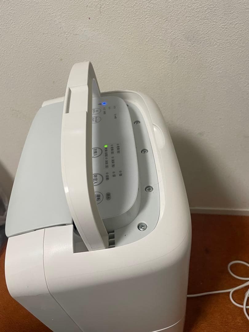 美品 SHARP 除湿機　衣類乾燥機 2021年製 CV-L71-W シャープ