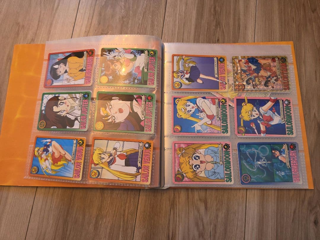 セーラームーン トレーディングカード バインダー付き