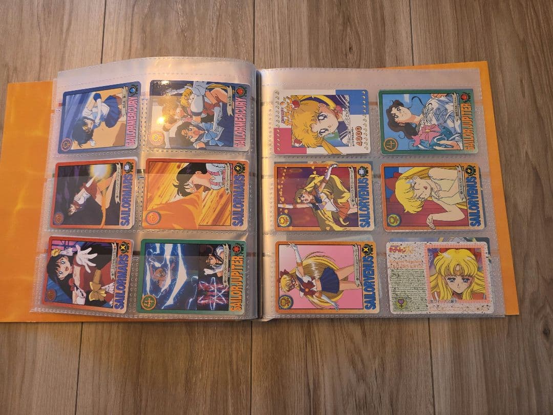 セーラームーン トレーディングカード バインダー付き