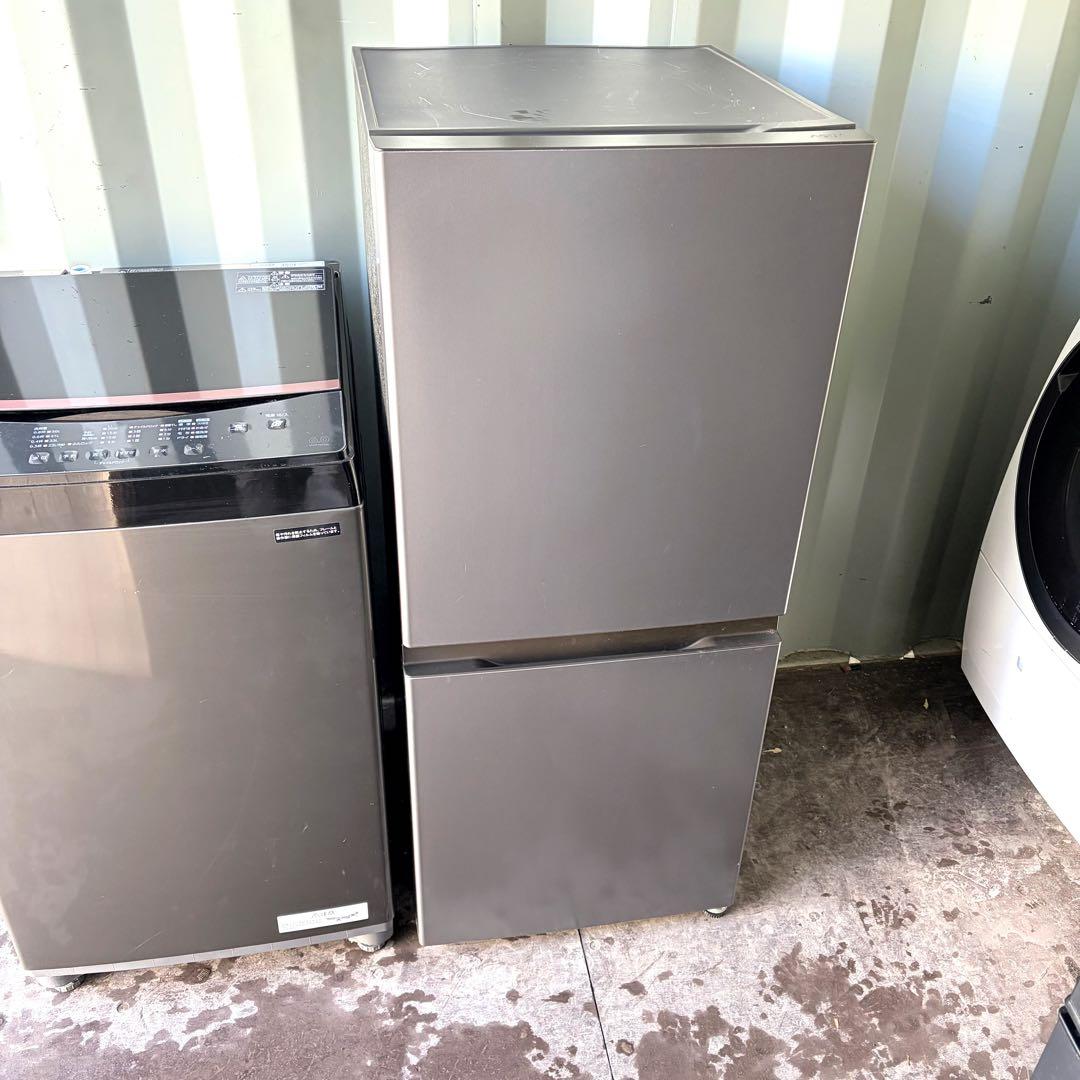 運搬取付無料！ブラック純正IRIS・AQUAおしゃれ家電4点セット！完動超美品！