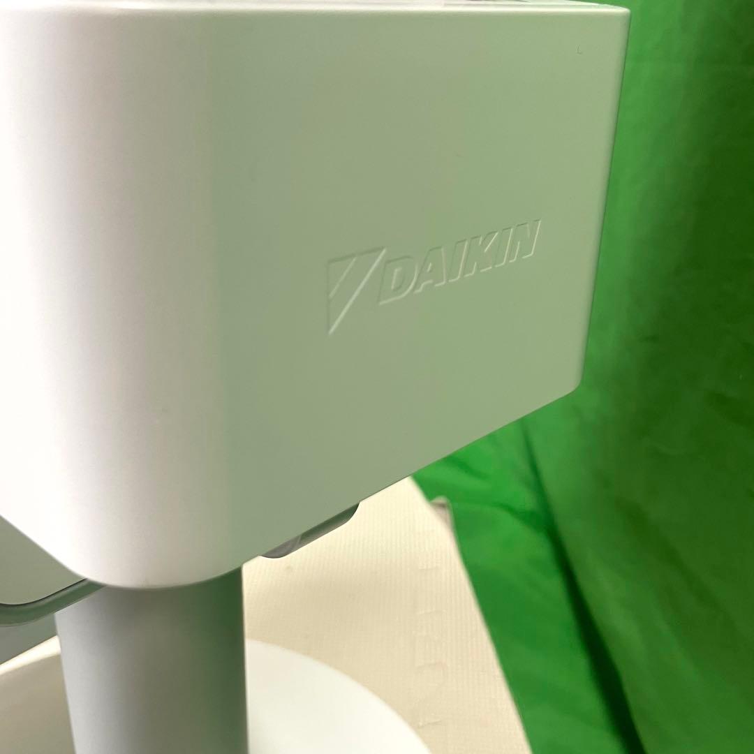 ダイキン 遠赤外線暖房 セラムヒート ERFT11ZS-W 22年製