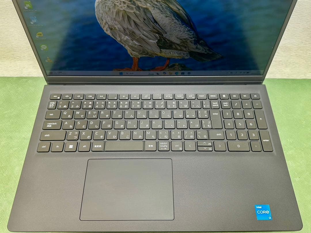 Windowsノート本体 DELL Vostro 3510 Core i3 8GB 256GB SSD