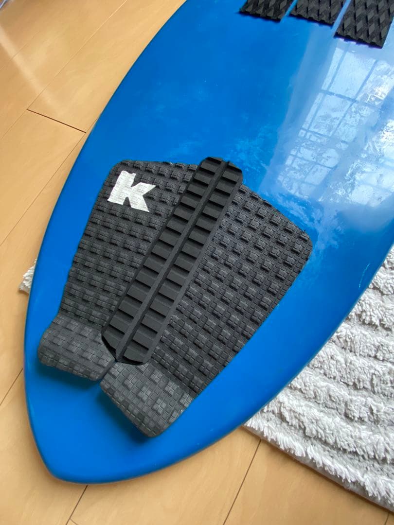 victria 青 スキムボード