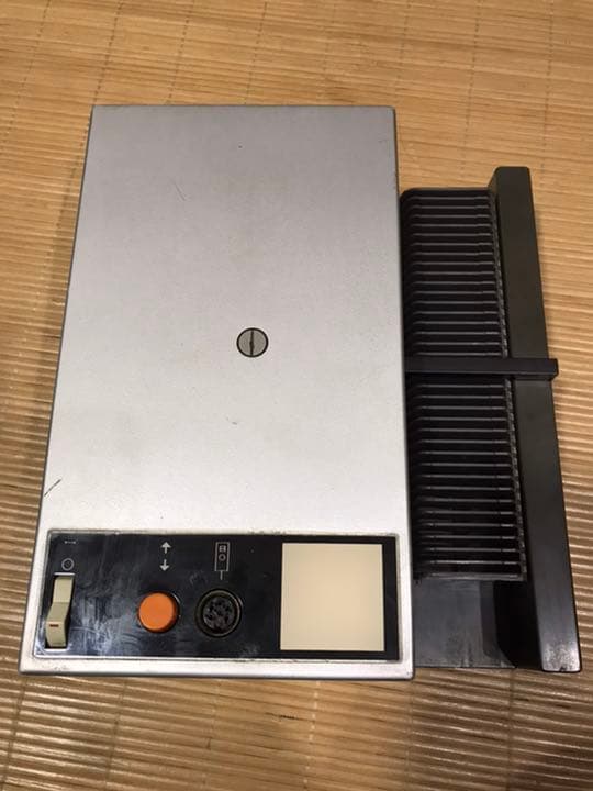 Rollei35mmスライドプロジェクター