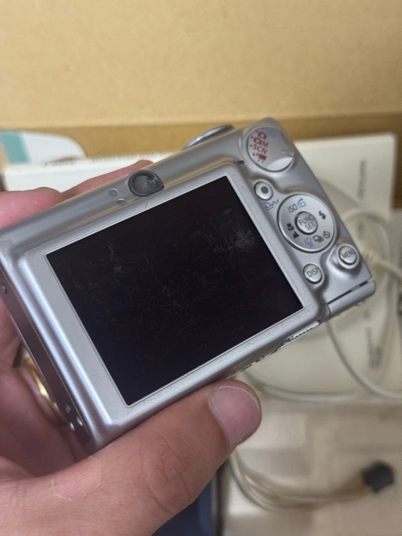 CANON キャノン IXY 700 デジカメ コンデジ 箱付き シルバー