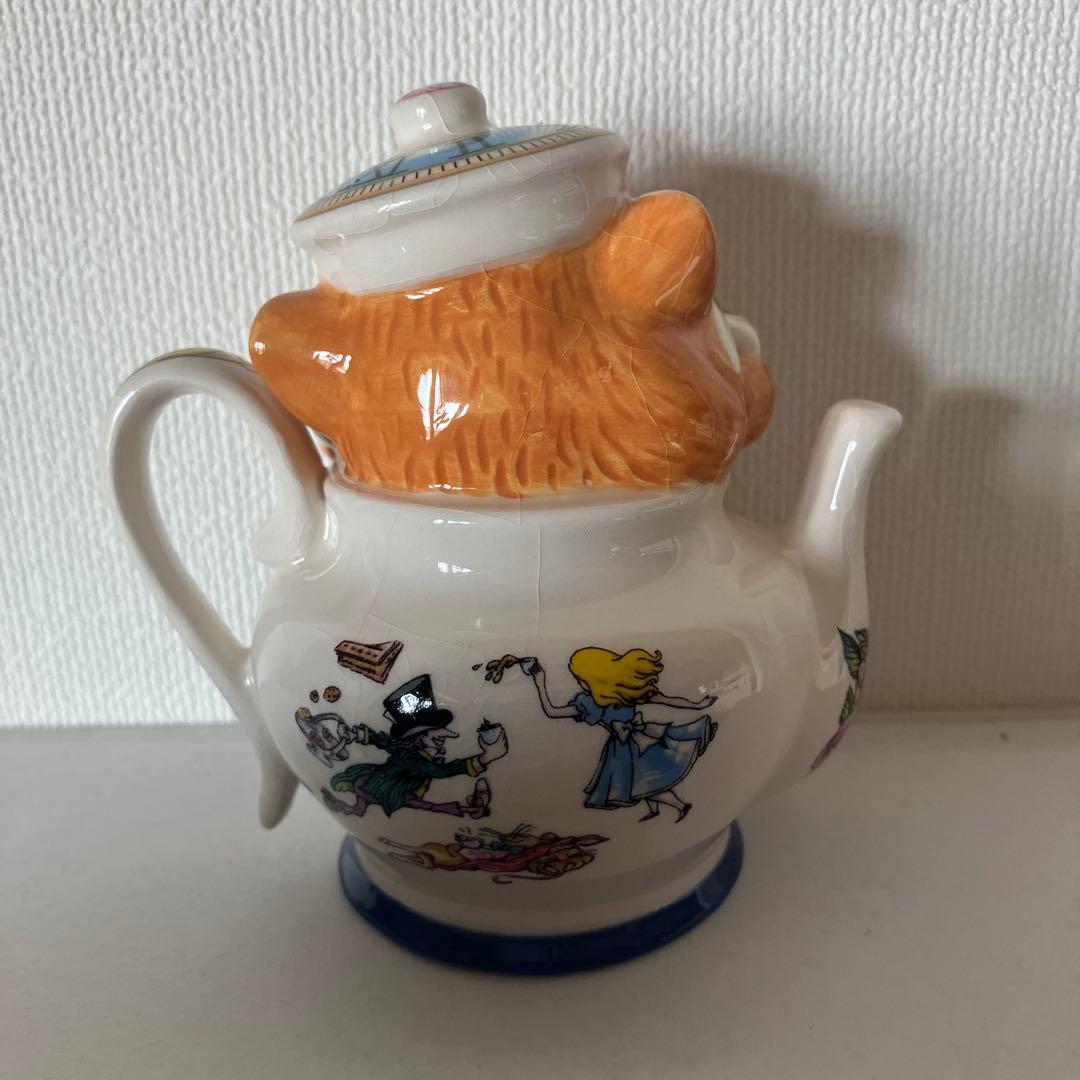 イギリス　陶器　不思議の国のアリス　ヤマネ　Cardew　Beswick