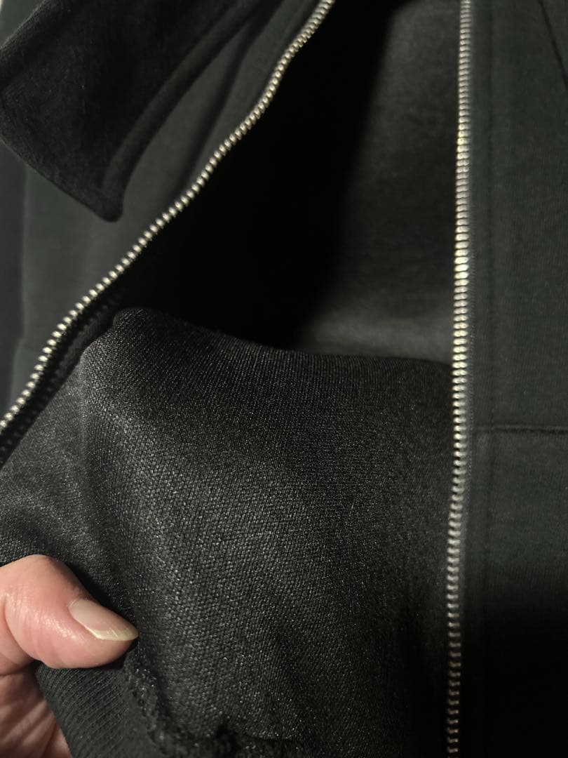 ✨26ss新品✨TRANOI トラノイ ボンディングジップアップフーディブラック