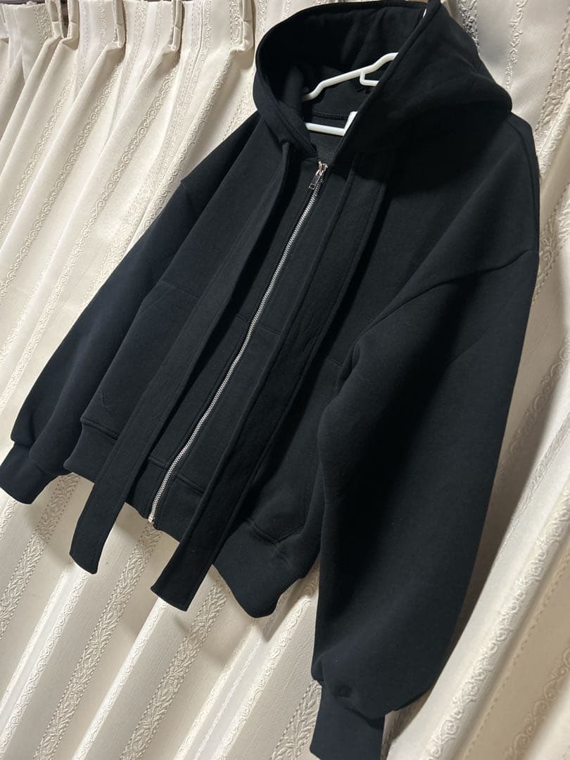 ✨26ss新品✨TRANOI トラノイ ボンディングジップアップフーディブラック