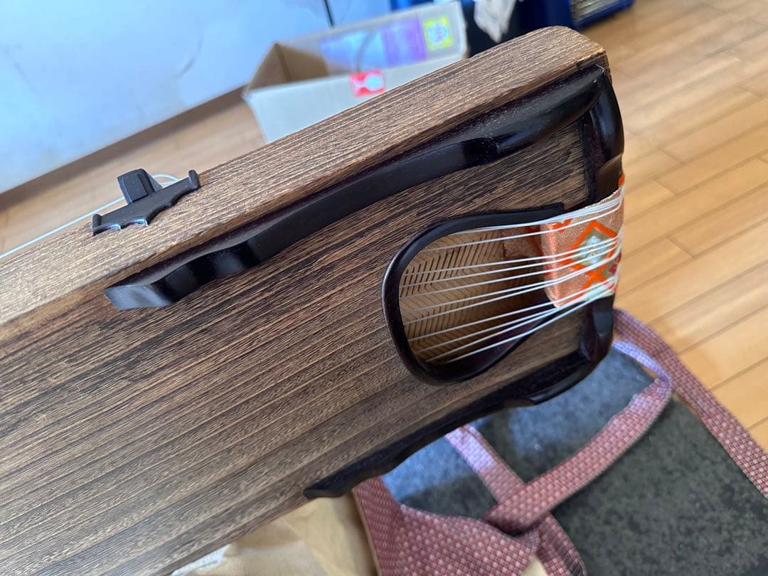 くり甲　お箏　お琴　綾杉彫　蒔絵　高級品　サトウ楽器　生田流